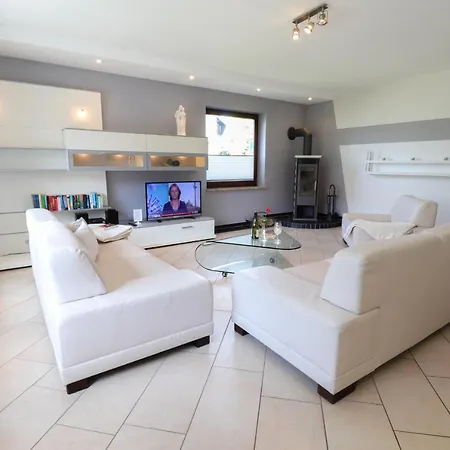 Haus Timpe Whg 4 *